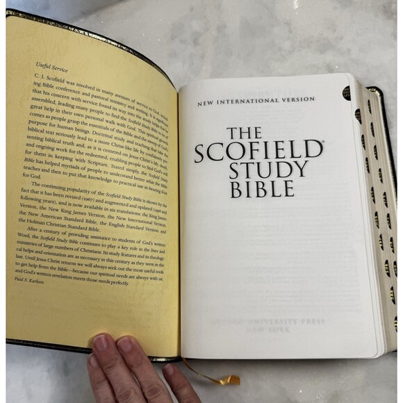 Holy Bible Scofield Study System NIV Red Letter Thumb Index Oxford Press 2004 - Picture 1 of 16